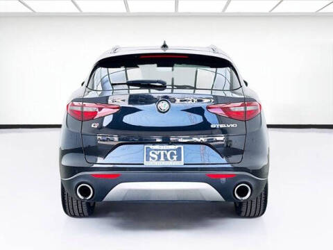 2018 Alfa Romeo Stelvio Ti Sport