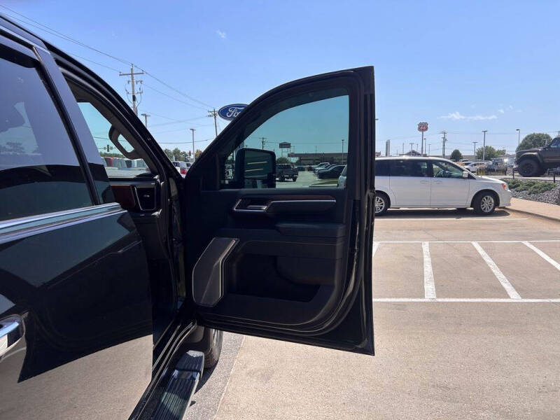 2025 GMC Sierra 2500HD