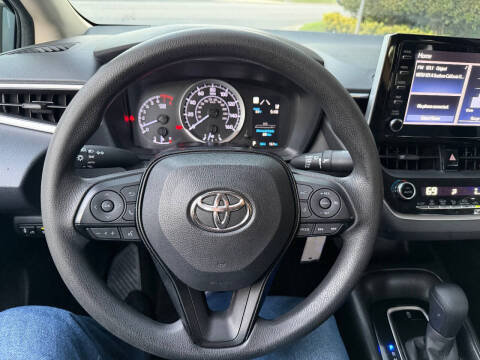 2020 Toyota Corolla LE