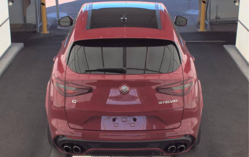 2021 Alfa Romeo Stelvio Quadrifoglio