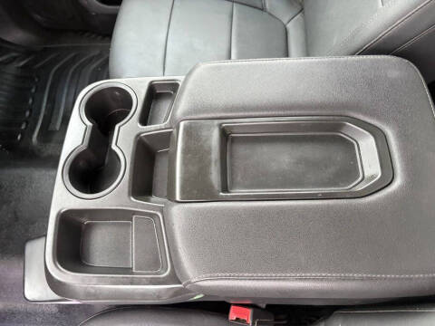 2022 Chevrolet 3500HD Regular Cab 4x4