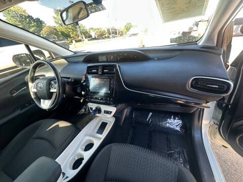 2016 Toyota Prius Three