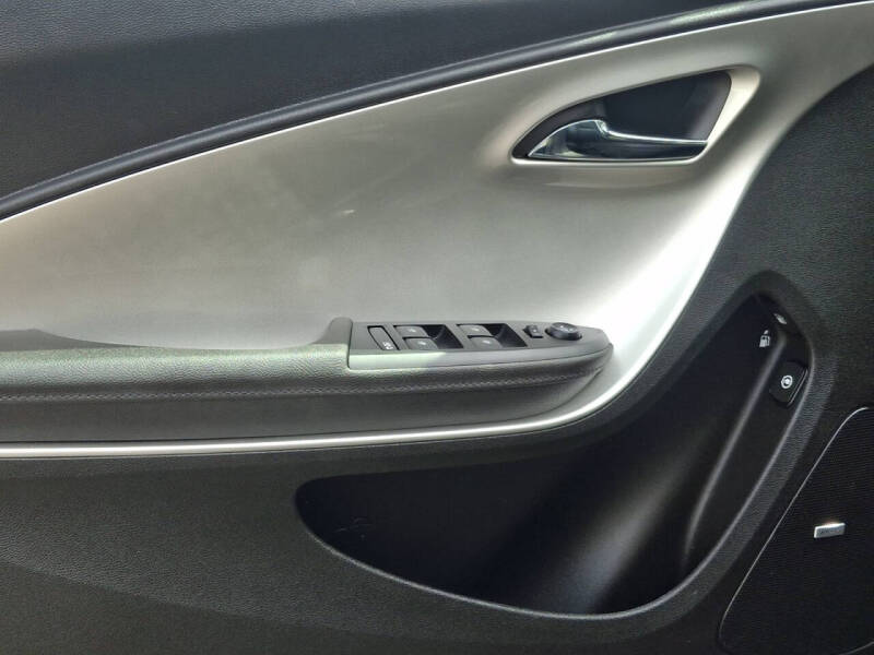 2011 Chevrolet Volt Premium