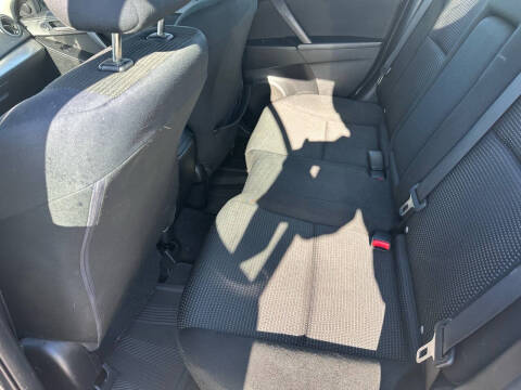 2012 Mazda MAZDA3 i Touring