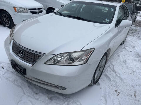 2009 Lexus ES 350 for sale at Best Deal Motors in Saint Charles MO