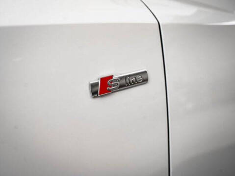 2025 Audi Q3 quattro S line Premium 45 TFSI