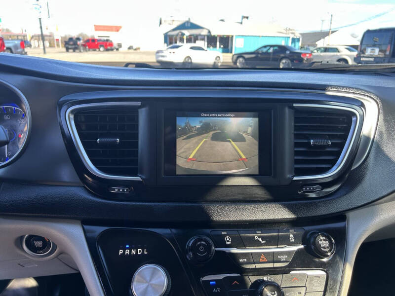 2020 Chrysler Pacifica Touring L