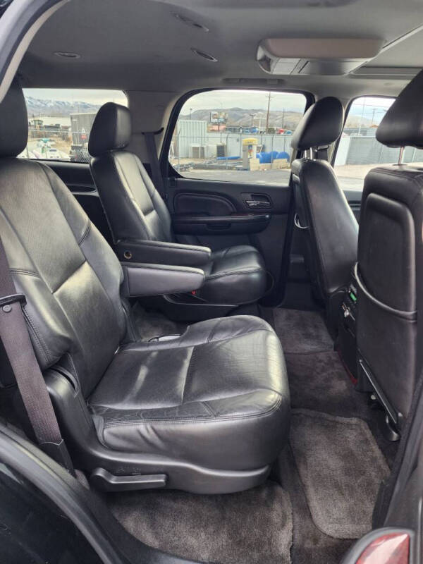 2013 Cadillac Escalade Luxury