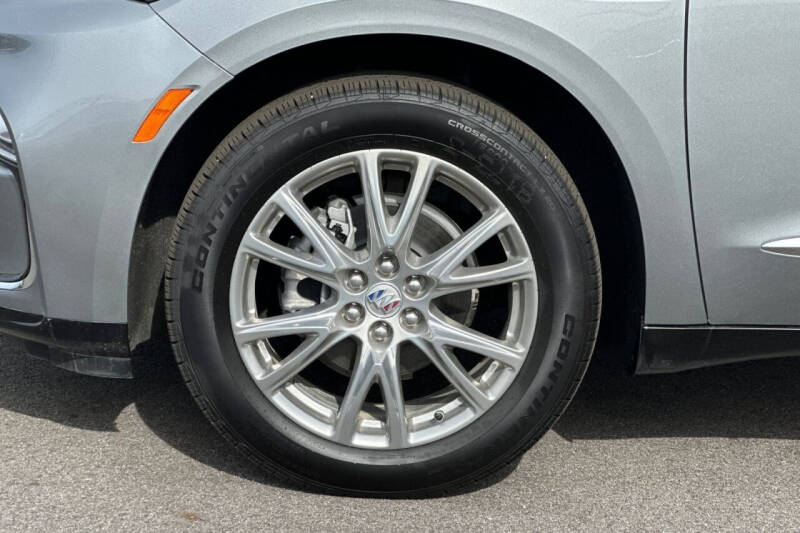 2024 Buick Enclave Essence