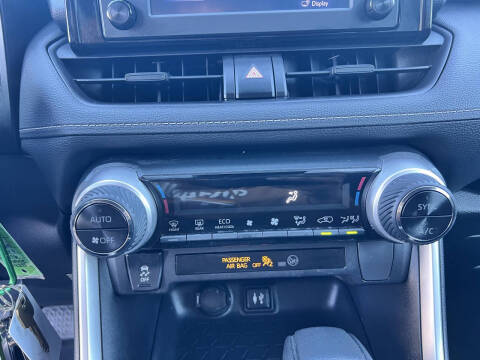 2019 Toyota RAV4 Hybrid LE