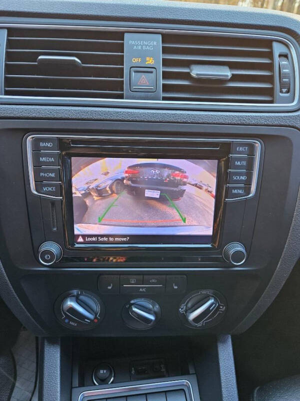 2016 Volkswagen Jetta