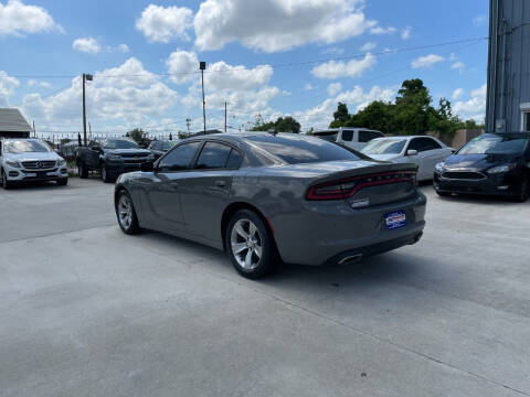 2018 Dodge Charger SXT Plus