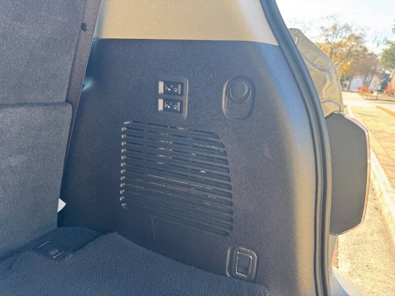 2019 Nissan Armada Platinum