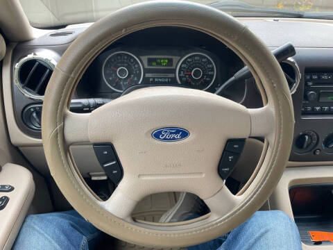 2006 Ford Expedition XLT Sport