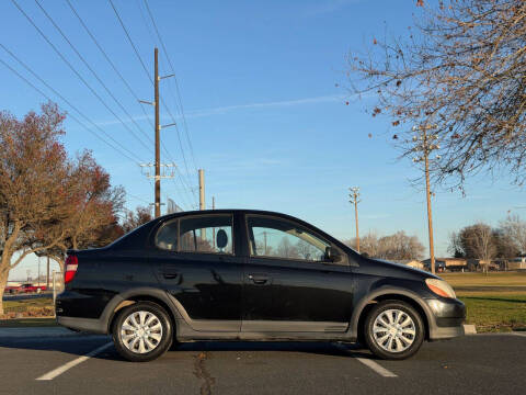 2001 Toyota ECHO