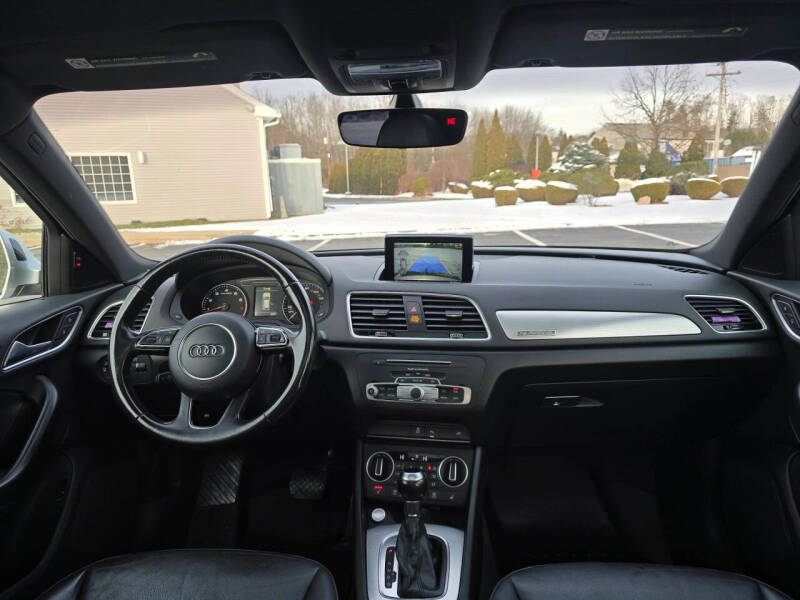 2017 Audi Q3 2.0T quattro Premium Plus