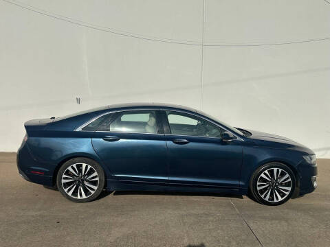 2017 Lincoln MKZ Select