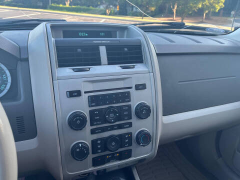 2011 Ford Escape XLT