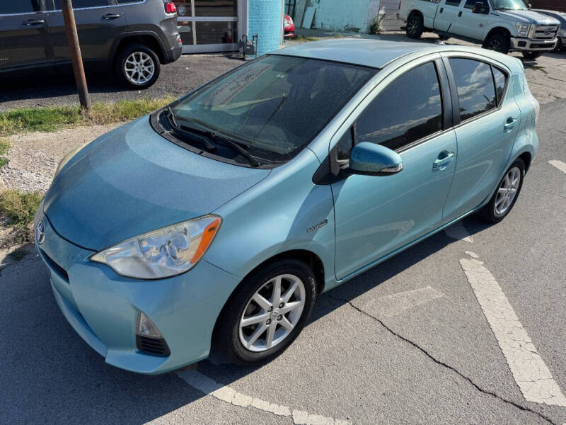 2013 Toyota Prius c Three