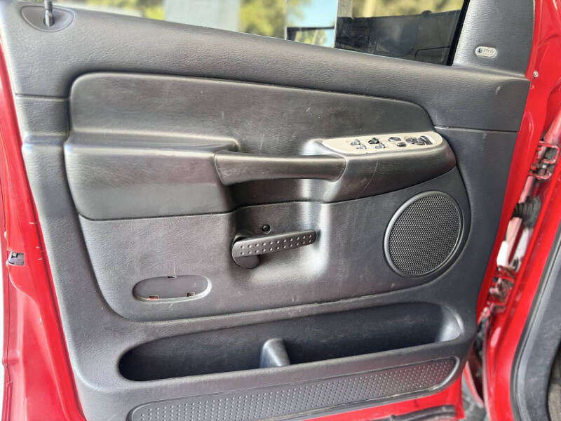 2004 Dodge Ram 3500 SLT