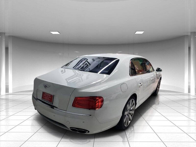 2018 Bentley Flying Spur 11