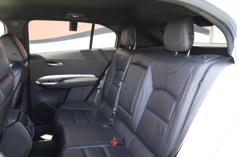 2021 Cadillac XT4 Premium Luxury