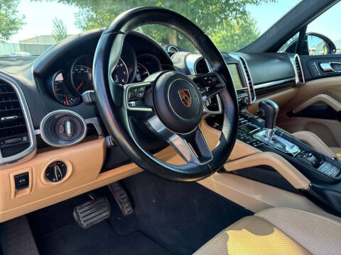 2016 Porsche Cayenne