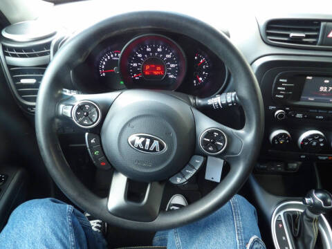 2016 Kia Soul +