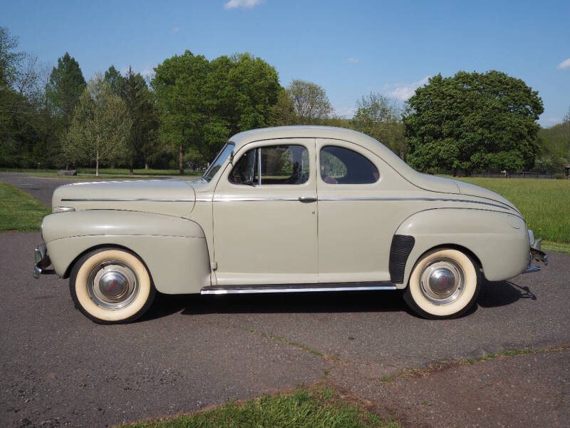 1941 Ford Deluxe
