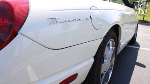 2002 Ford Thunderbird Deluxe