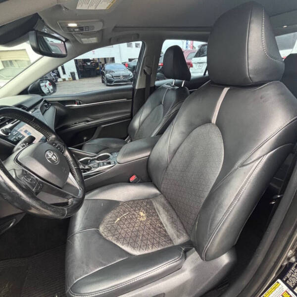 2019 Toyota Camry XSE