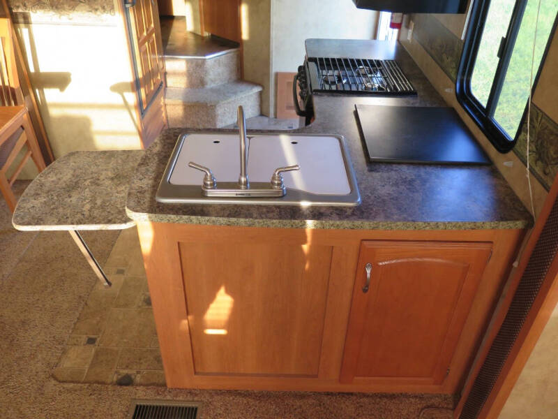 2010 Keystone RV Cougar