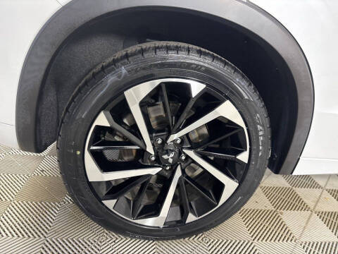 2023 Mitsubishi Outlander PHEV SEL