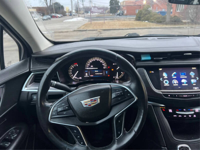 2017 Cadillac XT5 Luxury