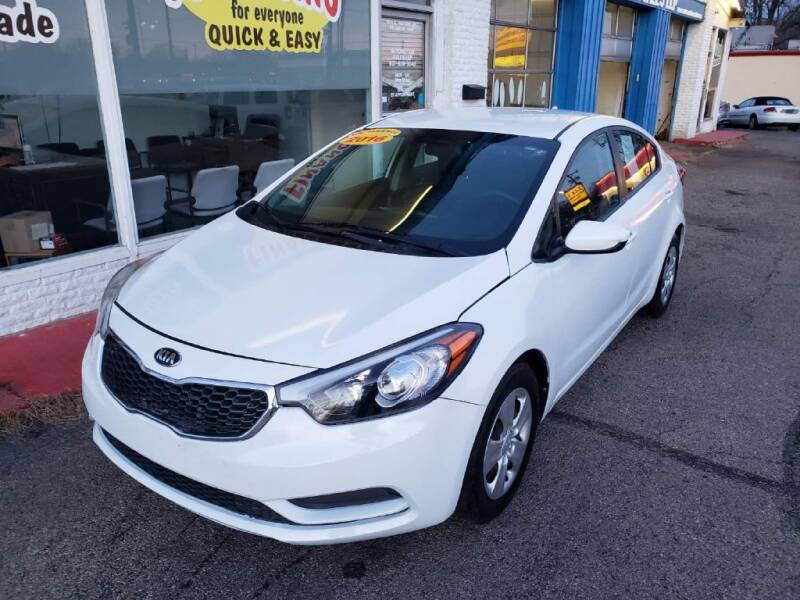 2016 Kia Forte for sale at AutoMotion Sales in Franklin OH