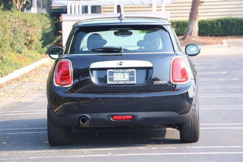 2014 MINI Hardtop Cooper