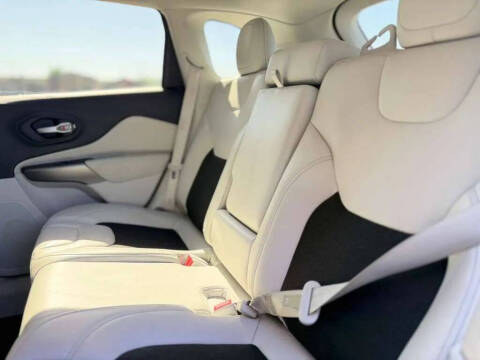 2021 Jeep Cherokee Latitude Plus