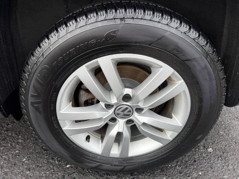 2012 Volkswagen Tiguan SE 4Motion