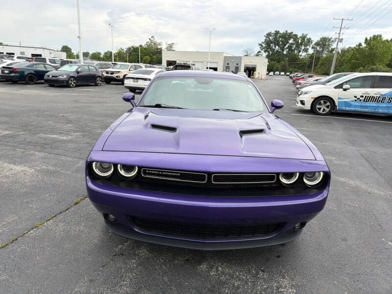 2016 Dodge Challenger SXT