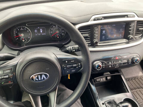 2018 Kia Sorento L