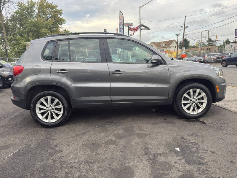 2018 Volkswagen Tiguan Limited 2.0T 4Motion