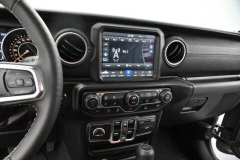 2022 Jeep Gladiator Overland