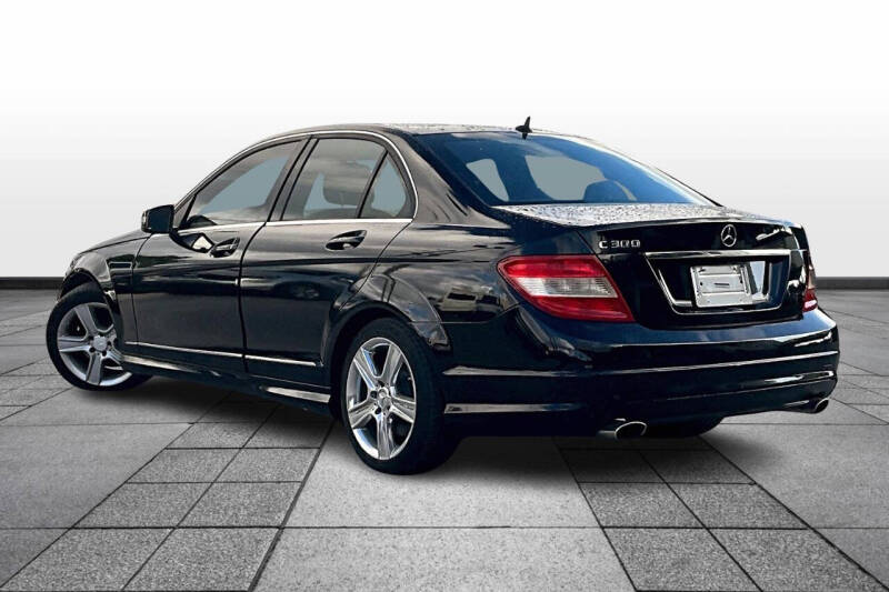 2011 Mercedes-Benz 300-Class