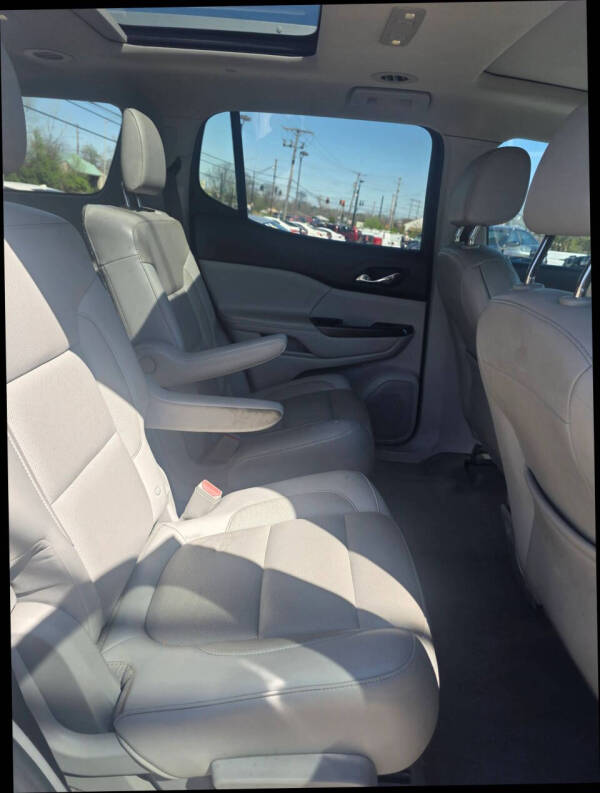 2019 GMC Acadia SLT-1
