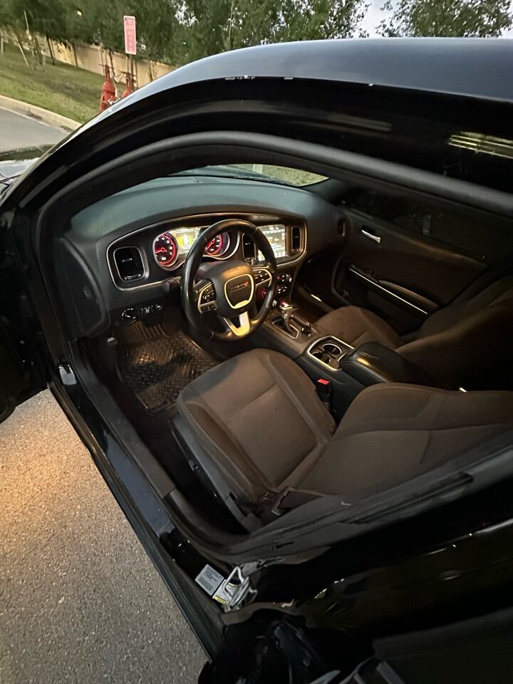 2017 Dodge Charger Sedan - $18,999