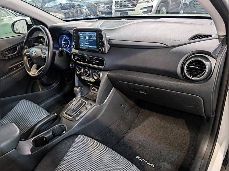 2021 Hyundai Kona SEL Plus