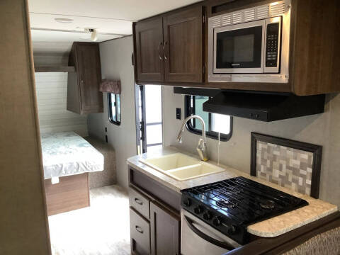 2018 Crossroads RV Zinger