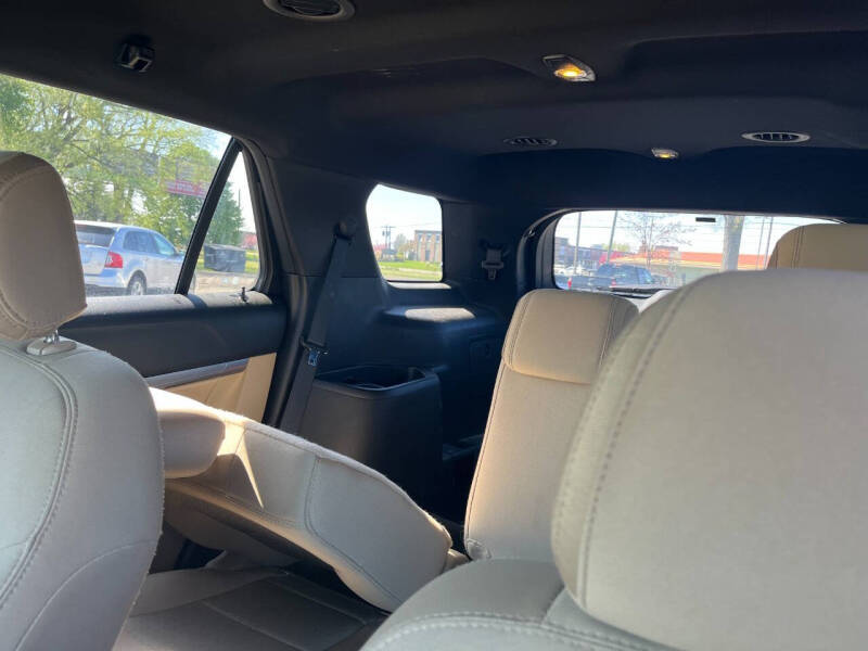 2017 Ford Explorer