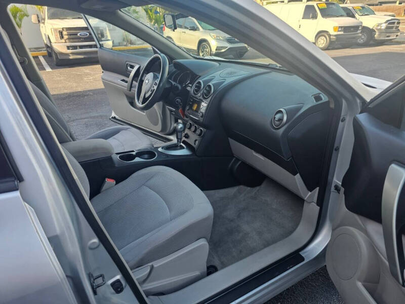 2015 Nissan Rogue Select S