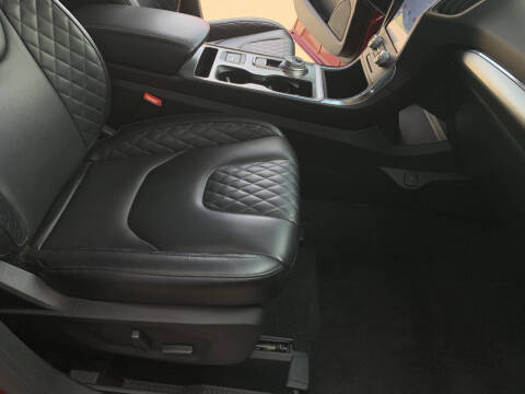 2024 Ford Edge Titanium